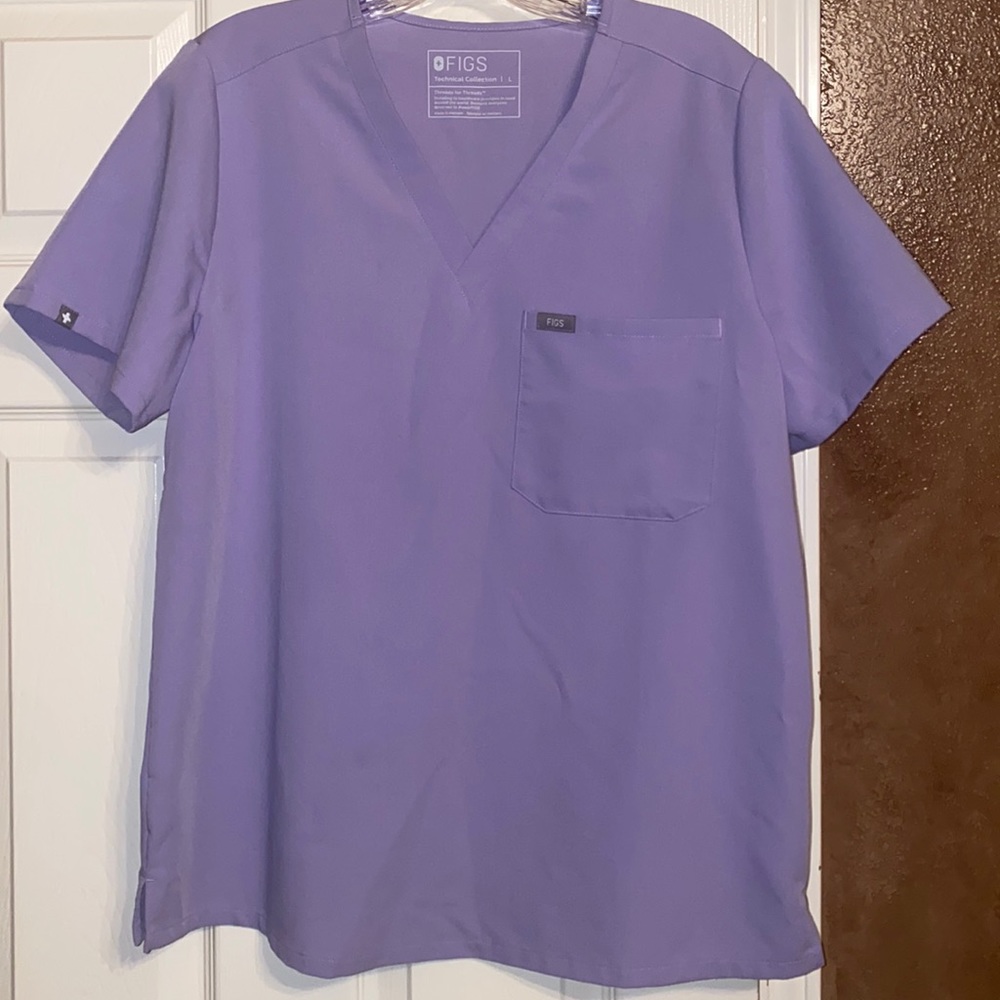 Figs Catarina™ One-Pocket Scrub Top and Joggers